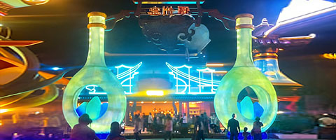 夜游发光雕塑