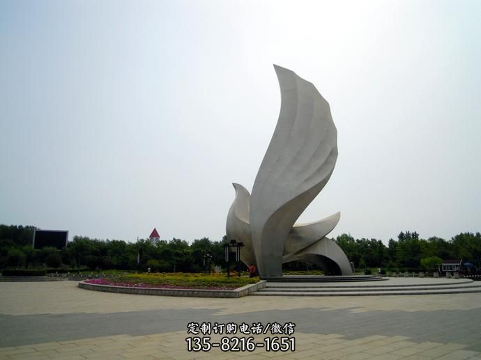 北戴河奥林匹克公园鸽子雕像 北戴河奥林匹克公园鸽子雕像
