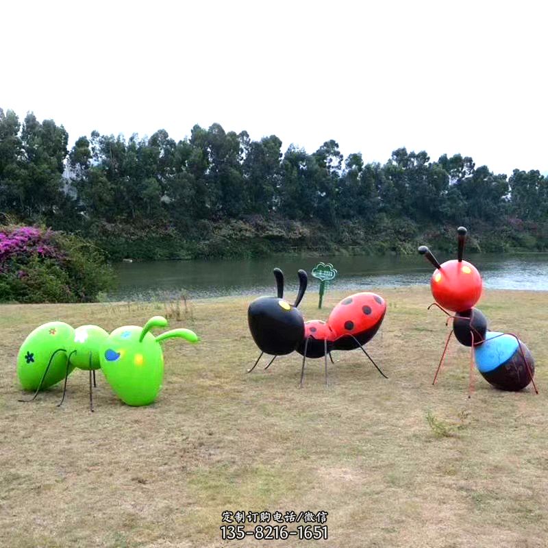 彩绘玻璃钢蚂蚁雕塑 彩绘玻璃钢蚂蚁雕塑