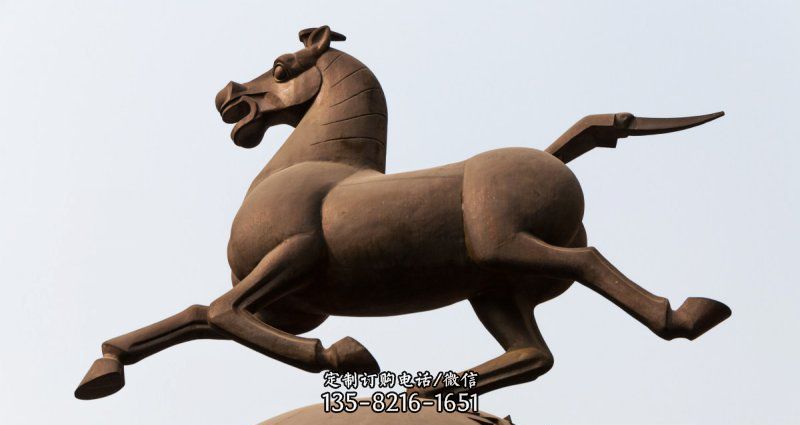 马踏地球旅游标志铜雕