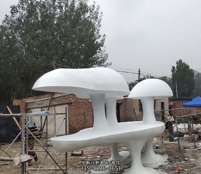 不锈钢公园蘑菇云朵雕塑