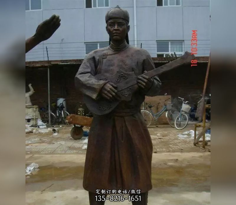 蒙古族男人演奏公园人物铜雕