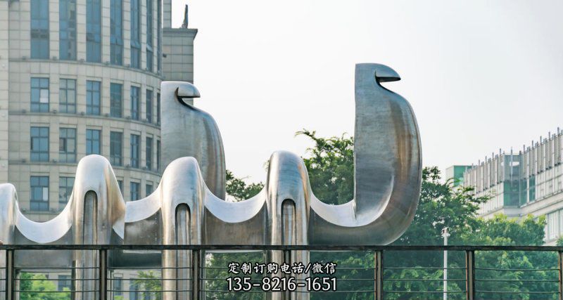 不锈钢抽象骆驼街边动物龙8官网 不锈钢抽象骆驼街边动物龙8官网