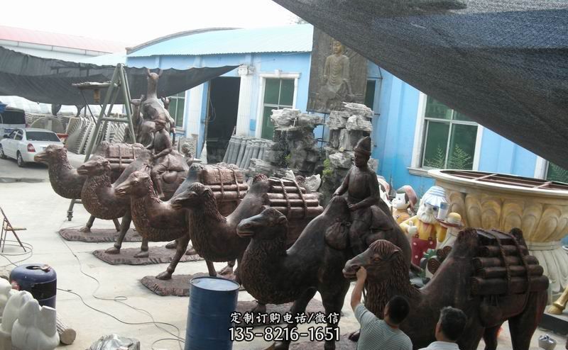 骆驼公园动物铜雕