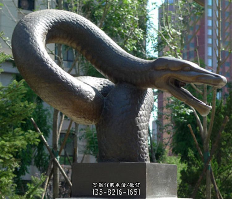 十二生肖蛇铜雕
