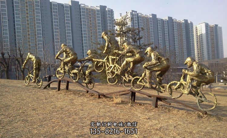 玩花样自行车人物铜雕