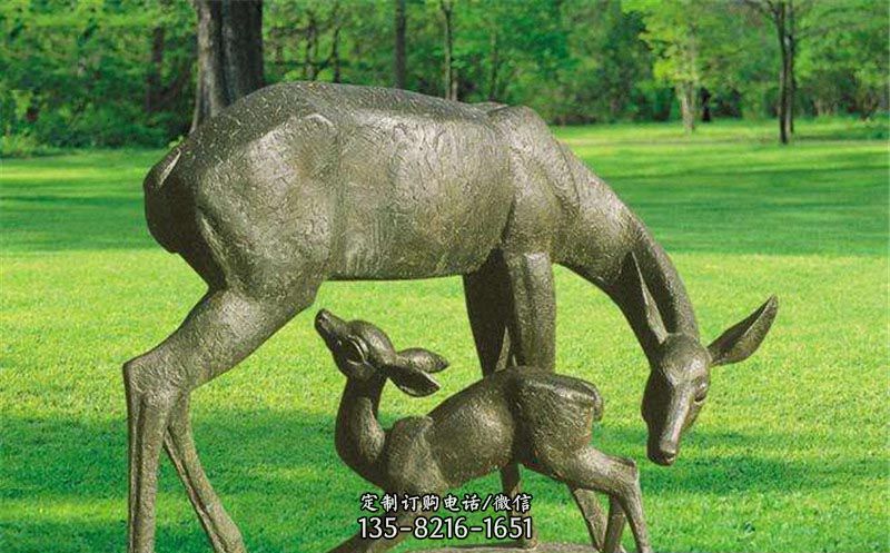公园母子鹿铜雕