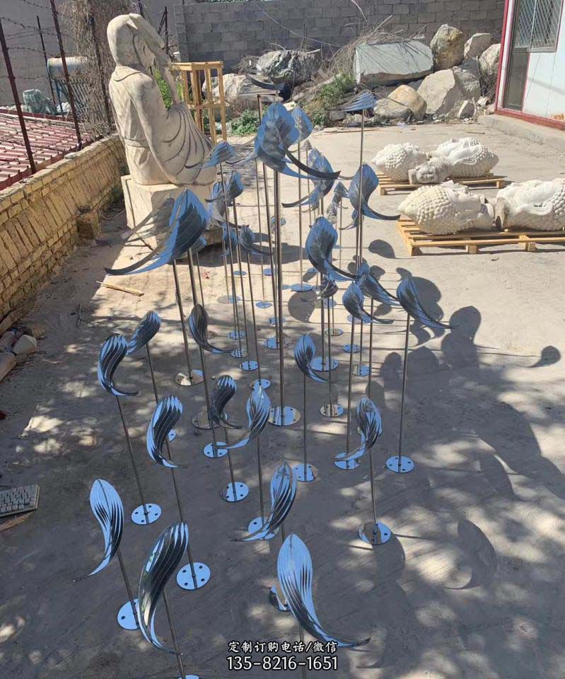 不锈钢铁艺景观鱼群雕塑