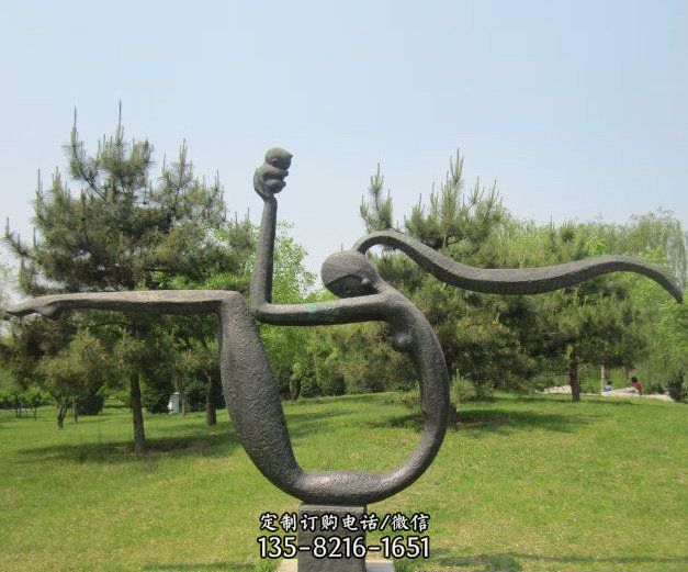 抽象母子公园景观铜雕摆件 抽象母子公园景观铜雕摆件