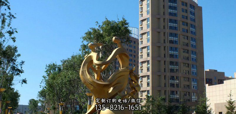 不锈钢抽象一家三口人物龙8官网 不锈钢抽象一家三口人物龙8官网