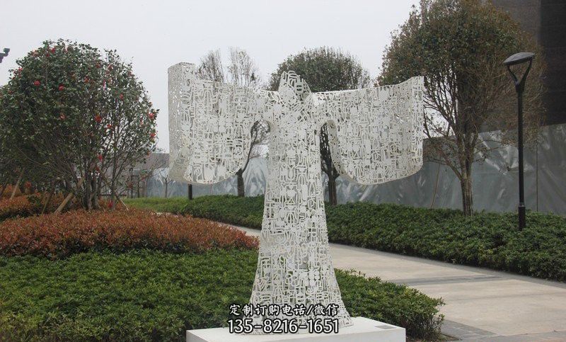不锈钢公园抽象古代服装雕塑 不锈钢公园抽象古代服装雕塑