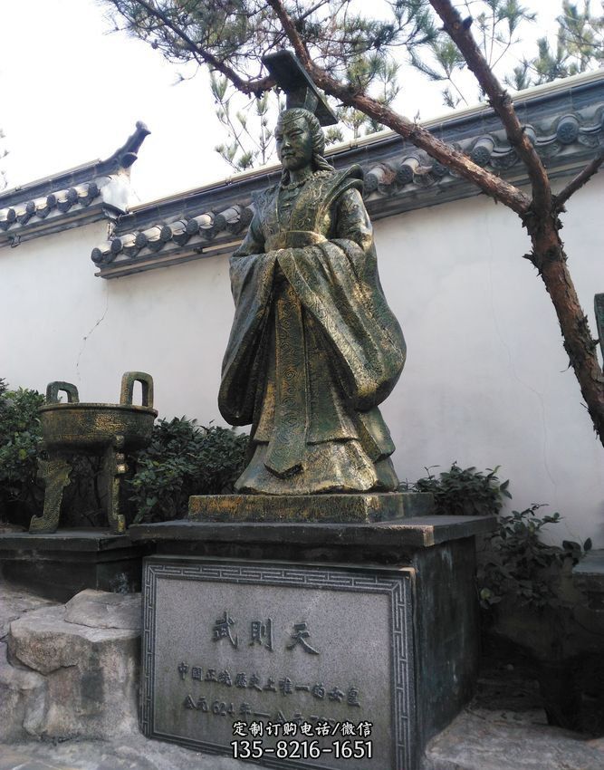 武则天铜雕-红山文化男性石雕像
