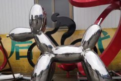 气球狗雕塑