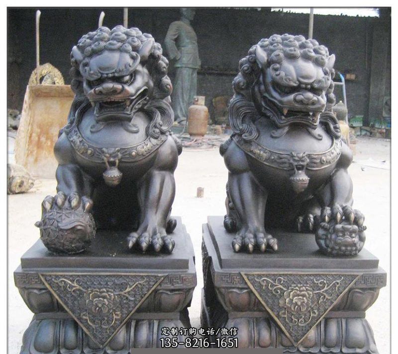 铜雕北京狮-鼋头渚名人园阿炳雕像