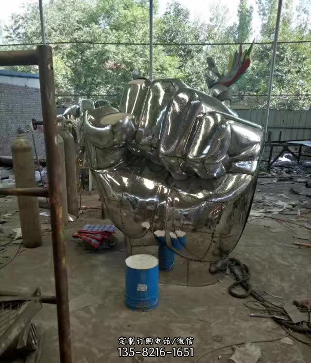 不锈钢镜面手雕塑 不锈钢镜面手雕塑