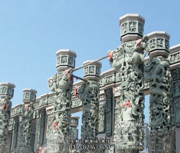 广场景观青石龙柱石雕 广场景观青石龙柱石雕