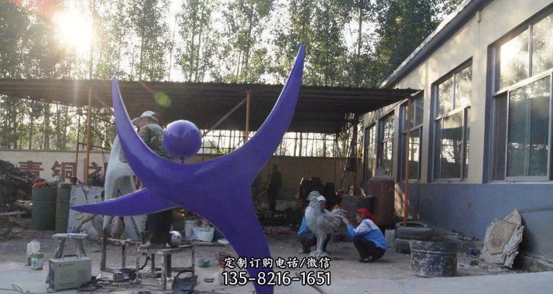 不锈钢抽象运动人物公园景观雕塑 不锈钢抽象运动人物公园景观雕塑