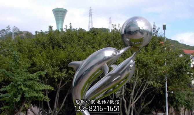 公园不锈钢海豚顶球雕塑 公园不锈钢海豚顶球雕塑