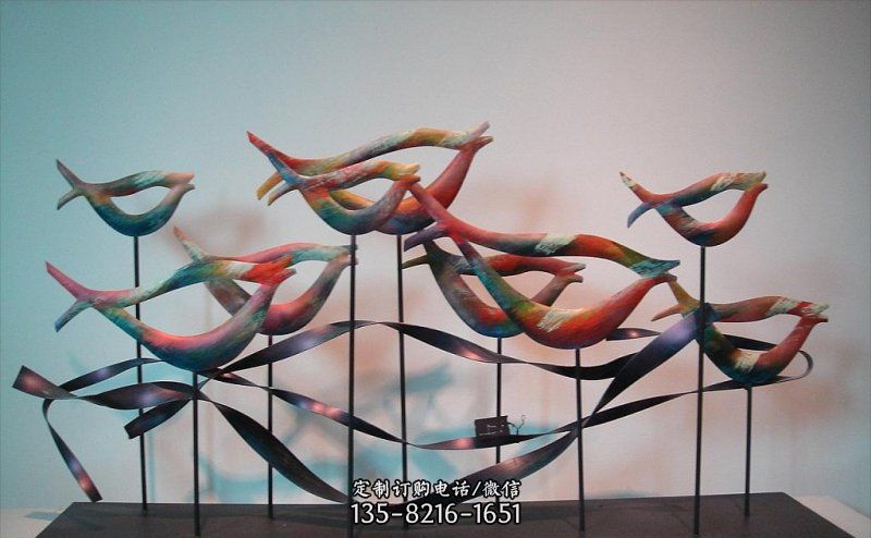 不锈钢抽象鱼和海浪商场景观雕塑