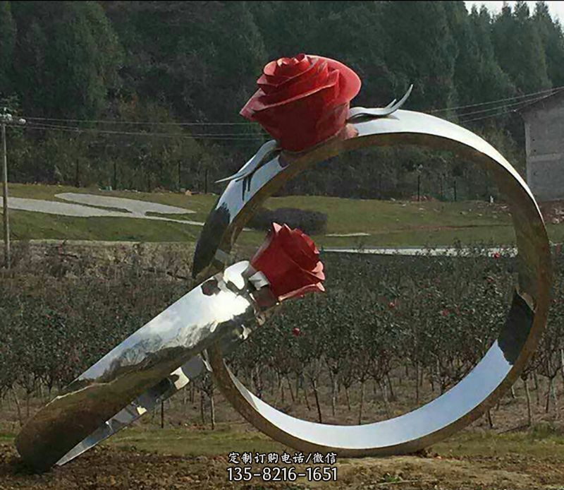 不銹鋼玫瑰花對戒雕塑 不銹鋼玫瑰花對戒雕塑