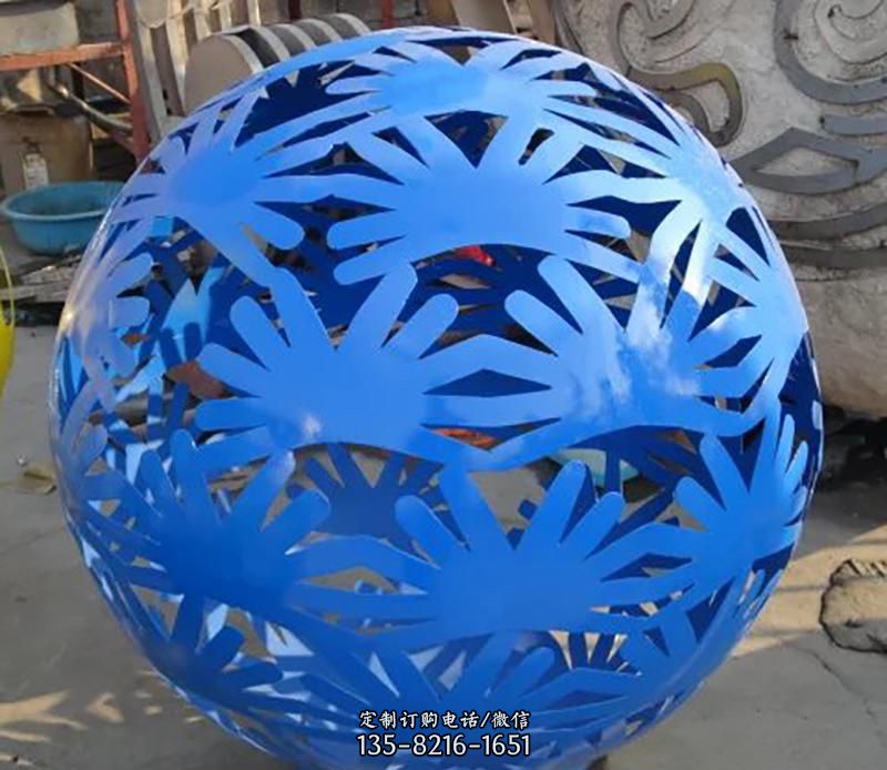 蓝色不锈钢圆球景观雕塑