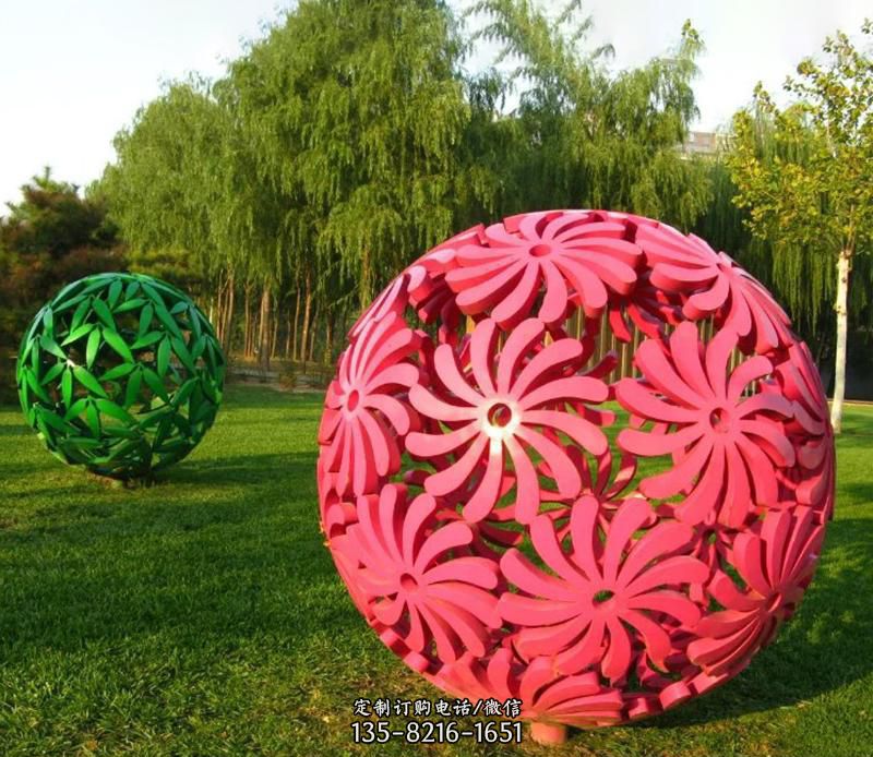 公园彩色不锈钢花球景观雕塑