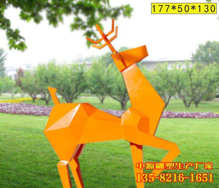 不锈钢彩色切面鹿雕塑