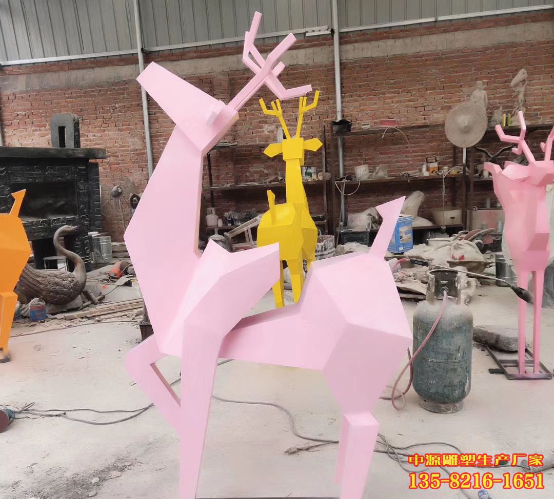 不锈钢彩绘小鹿雕塑2