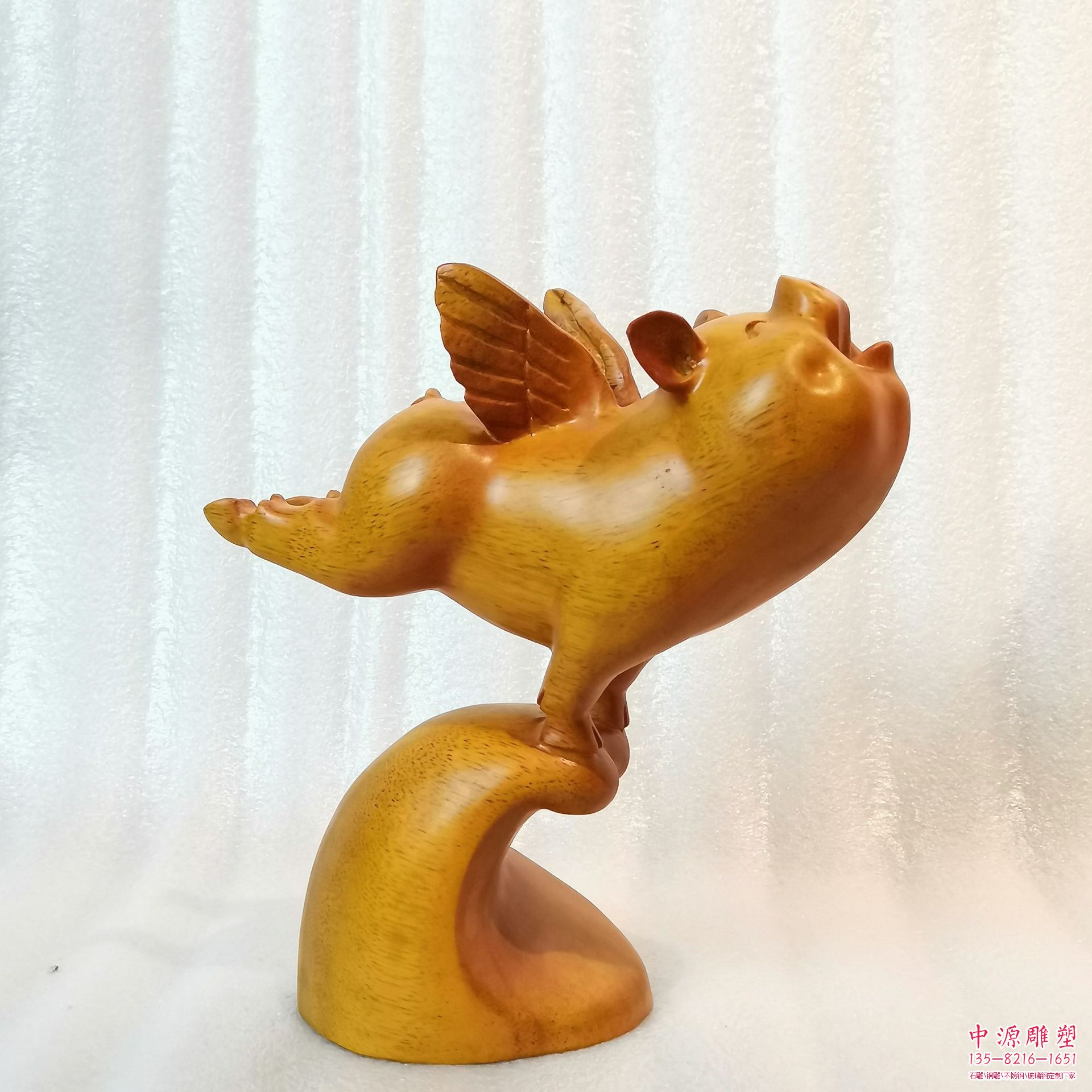 仿木玻璃钢飞猪雕塑摆件 仿木玻璃钢飞猪雕塑摆件
