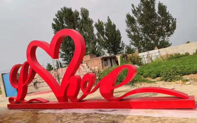 公园广场创意抽象LOVE玻璃钢红色爱心雕塑