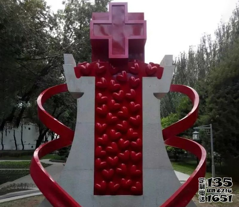 教堂玻璃钢创意抽象很多爱心雕塑 教堂玻璃钢创意抽象很多爱心雕塑