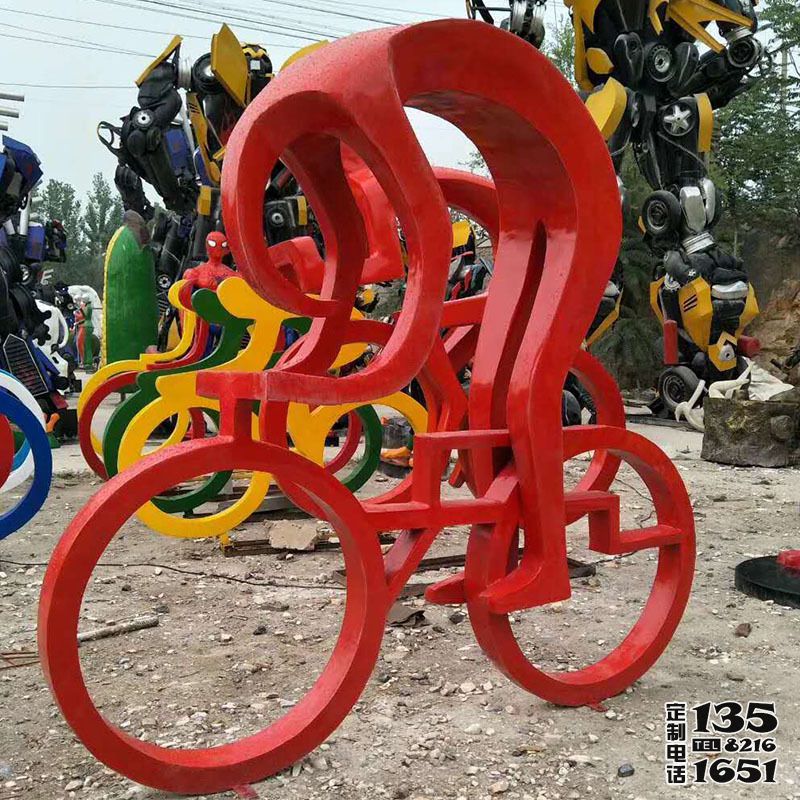 骑车人物玻璃钢体育运动雕像公园喷漆景观摆件