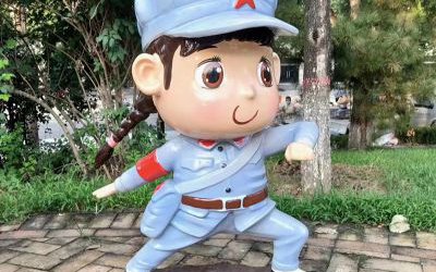 玻璃钢彩绘卡通景区小女孩红军雕塑