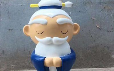 商业街摆放玻璃钢卡通老人公仔雕塑