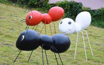 园林小区草坪铁艺玻璃钢蚂蚁雕塑