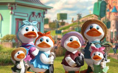 幼儿园摆放玻璃钢卡通鸭子