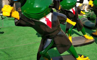 游乐场多个跳舞的卡通玻璃钢青蛙雕塑