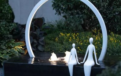 别墅小区创意景观玻璃钢池塘边上坐着的人物雕塑