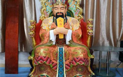 寺庙树脂彩绘供奉神佛东岳大帝雕塑