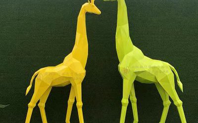 动物园玻璃钢彩绘几何长颈鹿雕塑