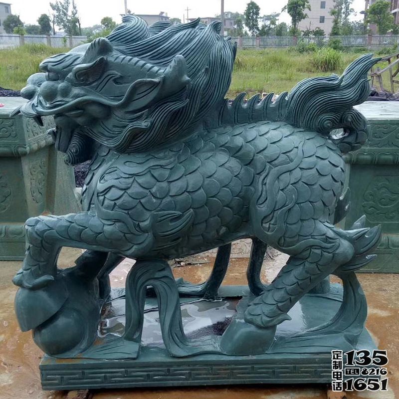 景区玻璃钢仿古动物神兽麒麟雕塑 景区玻璃钢仿古动物神兽麒麟雕塑