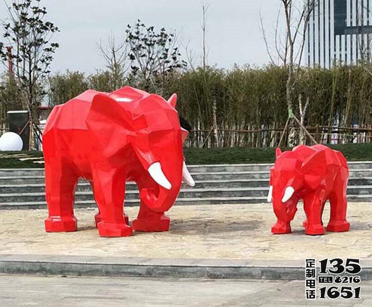 公园景区大象玻璃钢彩绘红色几何大象雕塑 公园景区大象玻璃钢彩绘红色几何大象雕塑