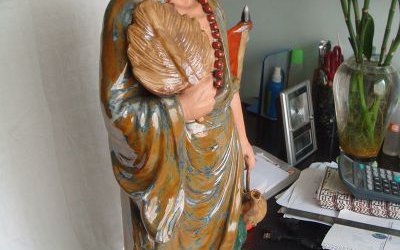 室内玻璃钢彩绘小型摆件济公雕塑