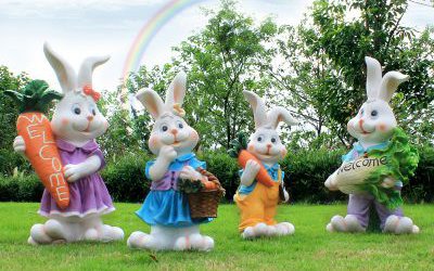 公园草坪玻璃钢仿真彩绘兔子雕塑