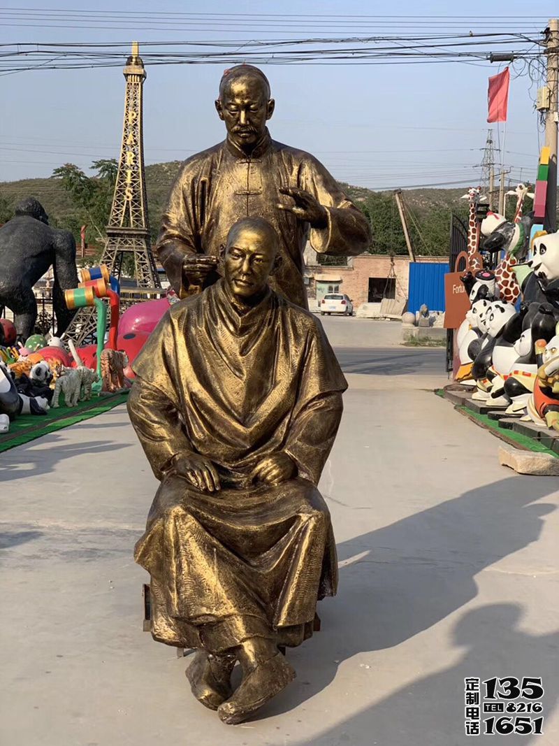 景区玻璃钢仿铜理发人物雕塑 景区玻璃钢仿铜理发人物雕塑
