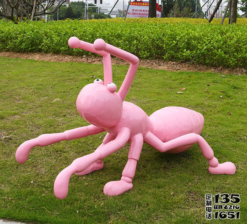 草坪玻璃钢卡通蚂蚁雕塑 草坪玻璃钢卡通蚂蚁雕塑