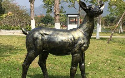 公园玻璃钢仿铜户外园林景观鹿雕塑