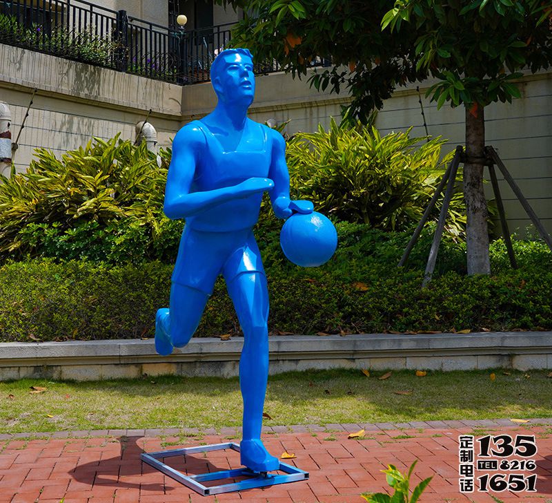 公园广场玻璃钢运动打篮球的人物雕塑