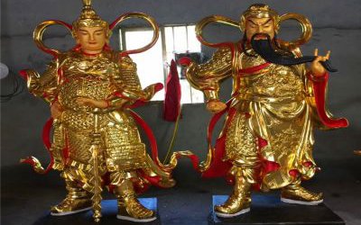 玻璃钢彩绘漆金寺庙庭院关公雕塑