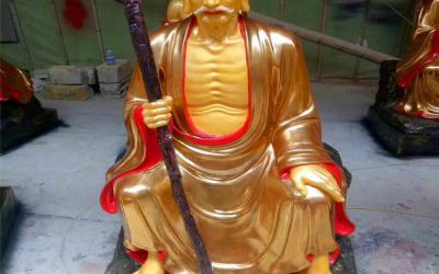 手拿拐棍的玻璃钢漆金寺庙十八罗汉雕塑